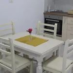 Nela Apartments