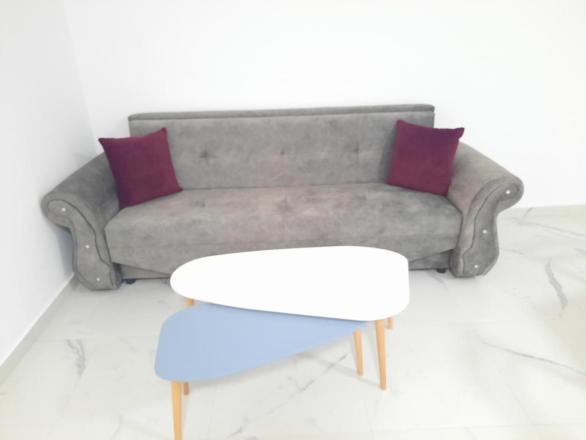 Apartament Nela Golem (Tirana)