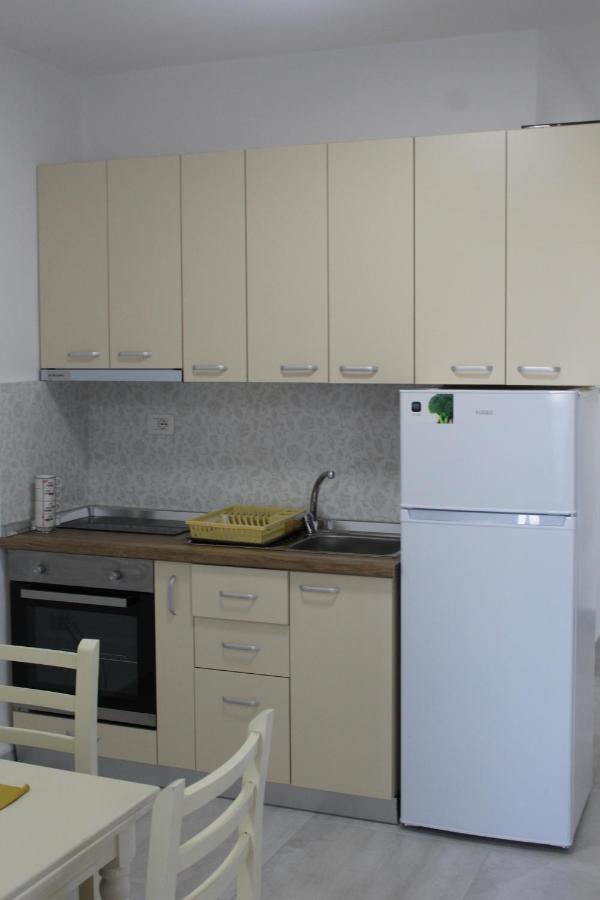 Nela Apartament *